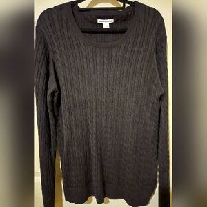 Cable knit long sleeve top